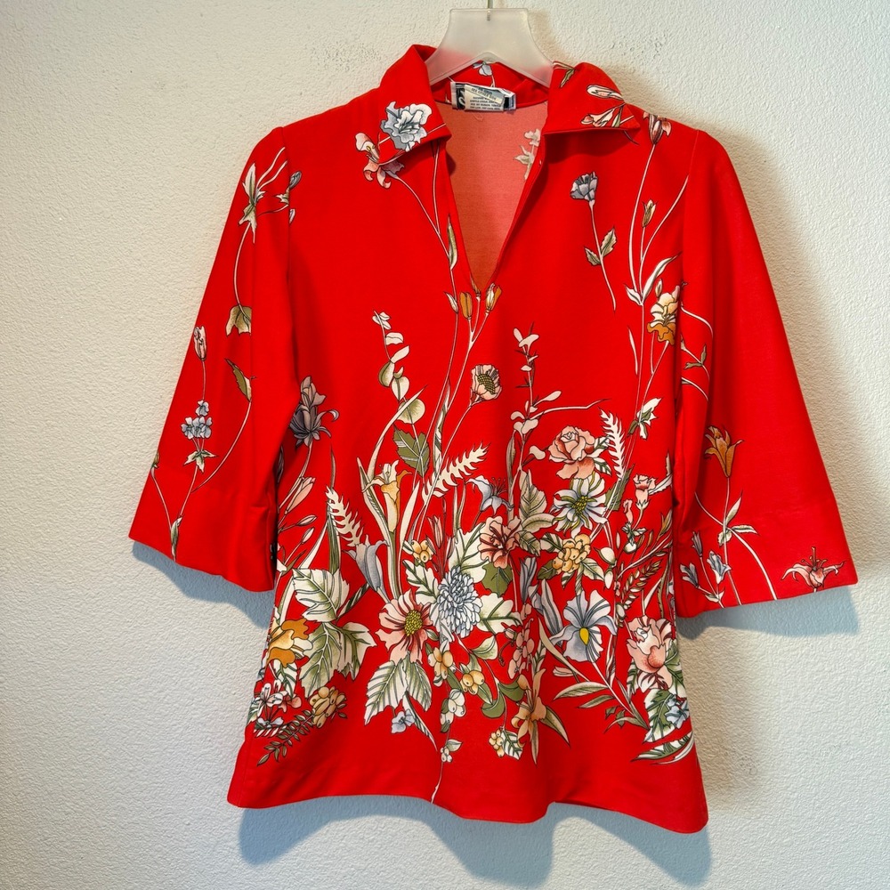 Vintage Teddi of California Red Floral 3/4 Sleeve V-Neck Blouse 70s Style 10